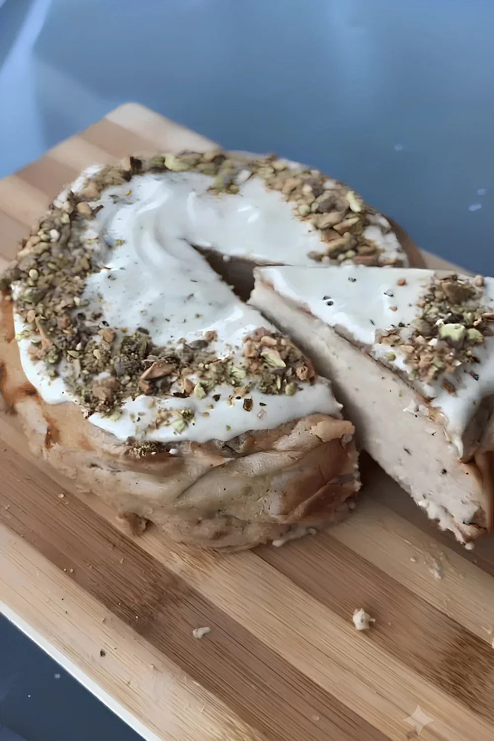 CHEESECAKE DE PISTACHO SALUDABLE Y ULTRA CREMOSO