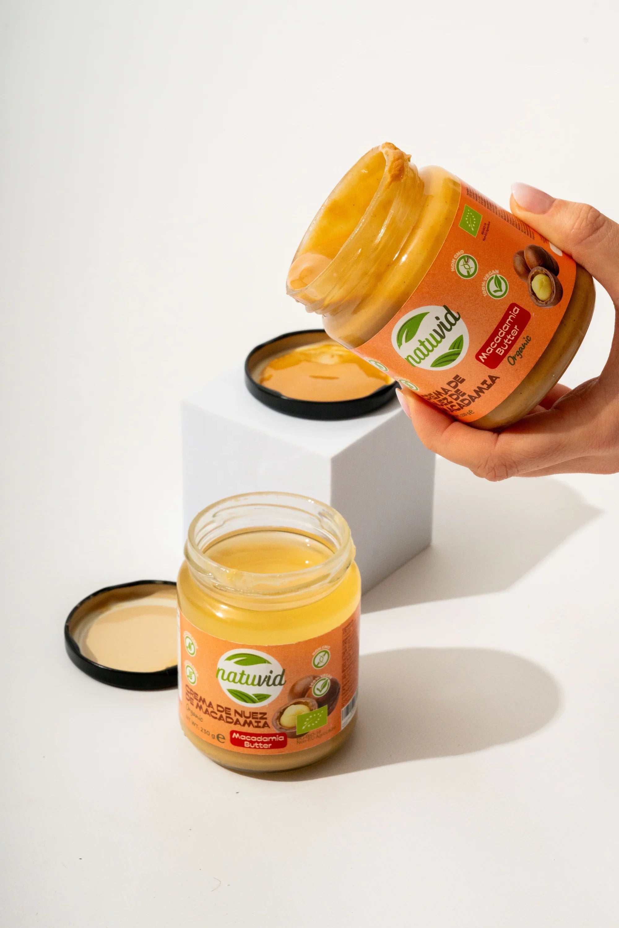 ¿Cómo remover las cremas de frutos secos cuando el aceite se separa?